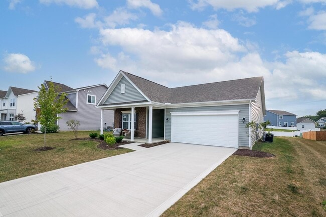 Building Photo - 468 Rochdale Run