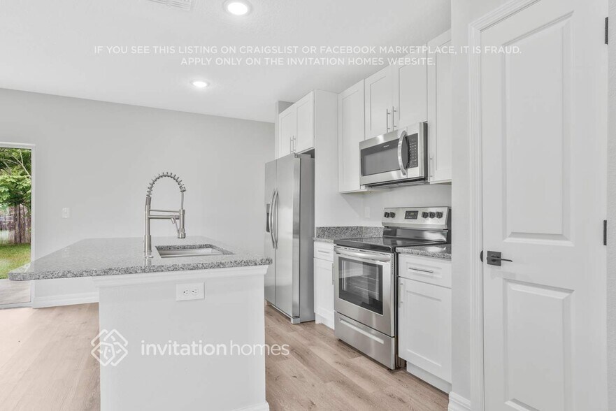 Building Photo - 7642 Coot St