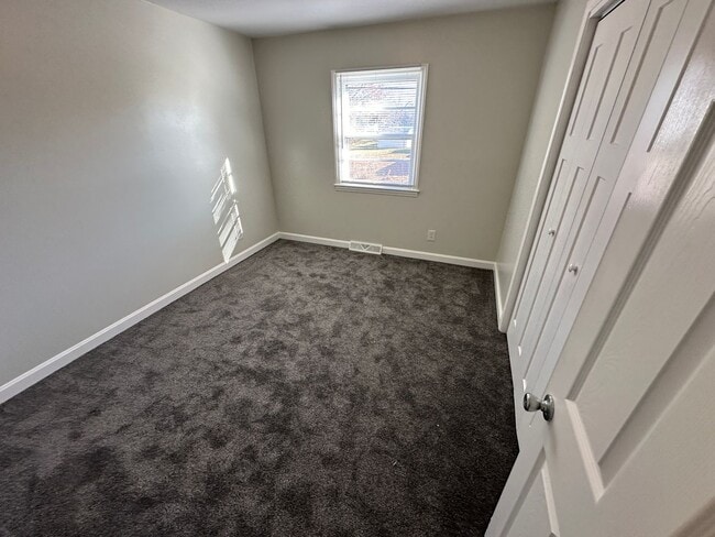 Building Photo - Great newly updated 3 bed 1 bath home in G...
