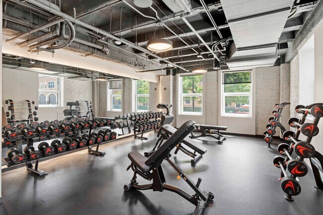 Building Photo - 159 N Ashland Ave