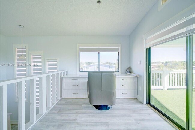 Building Photo - 2 Snipe Rd