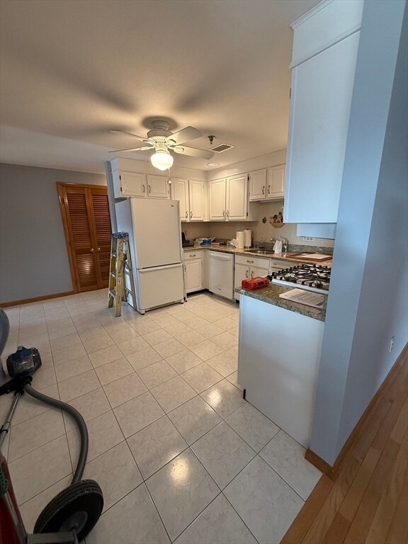 Building Photo - 45 Christopher Dr