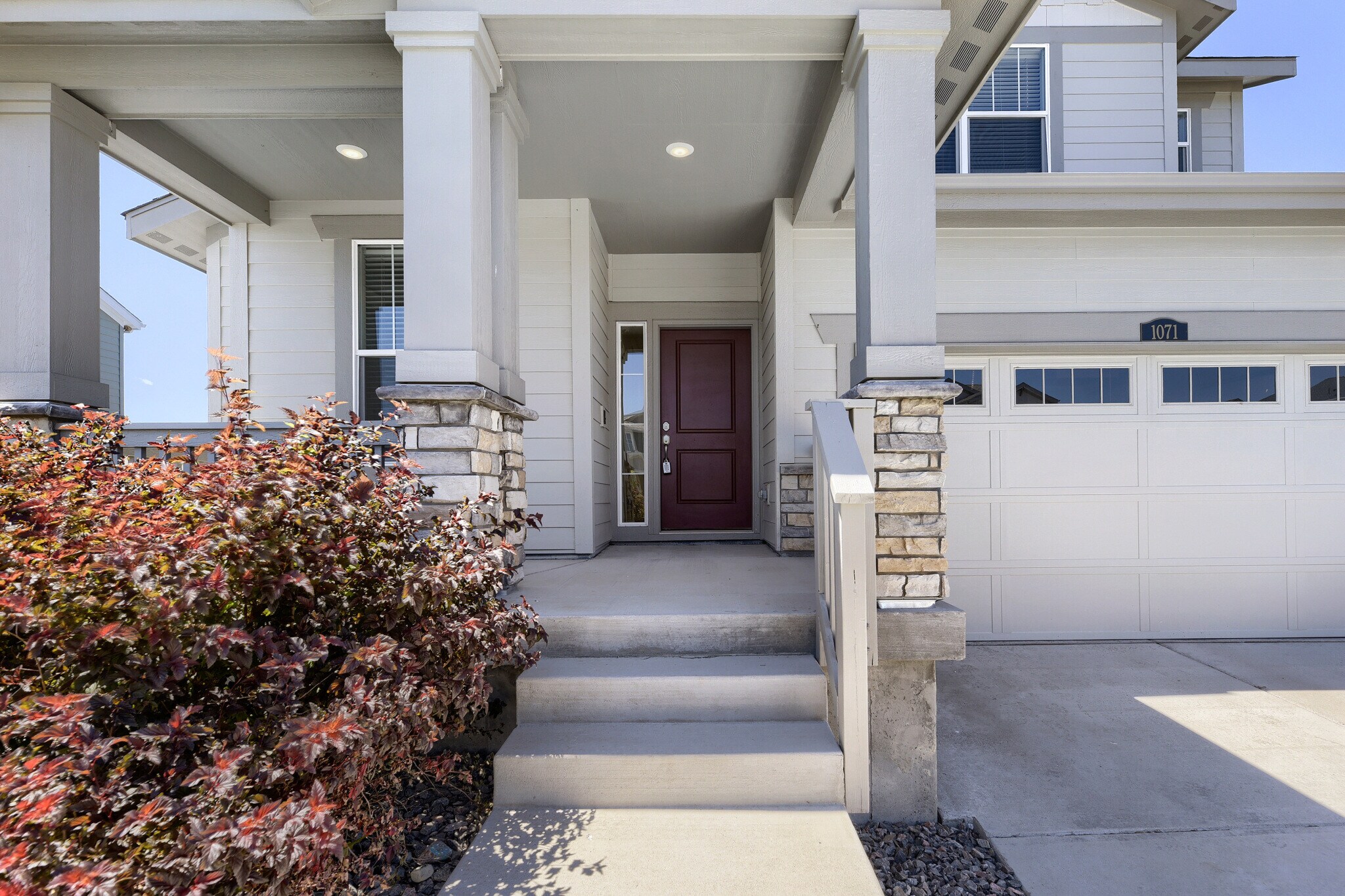 Building Photo - 1071 Black Saddle Street