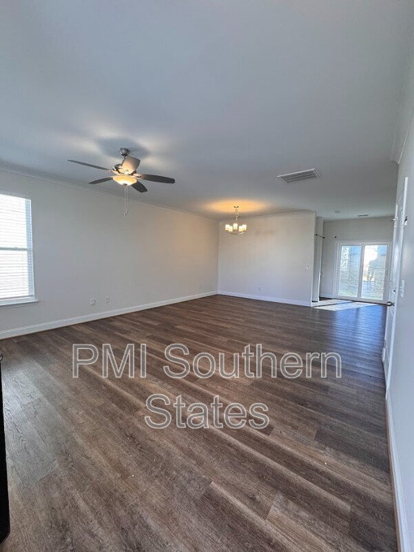 Building Photo - 207 Clarus Crk Wy