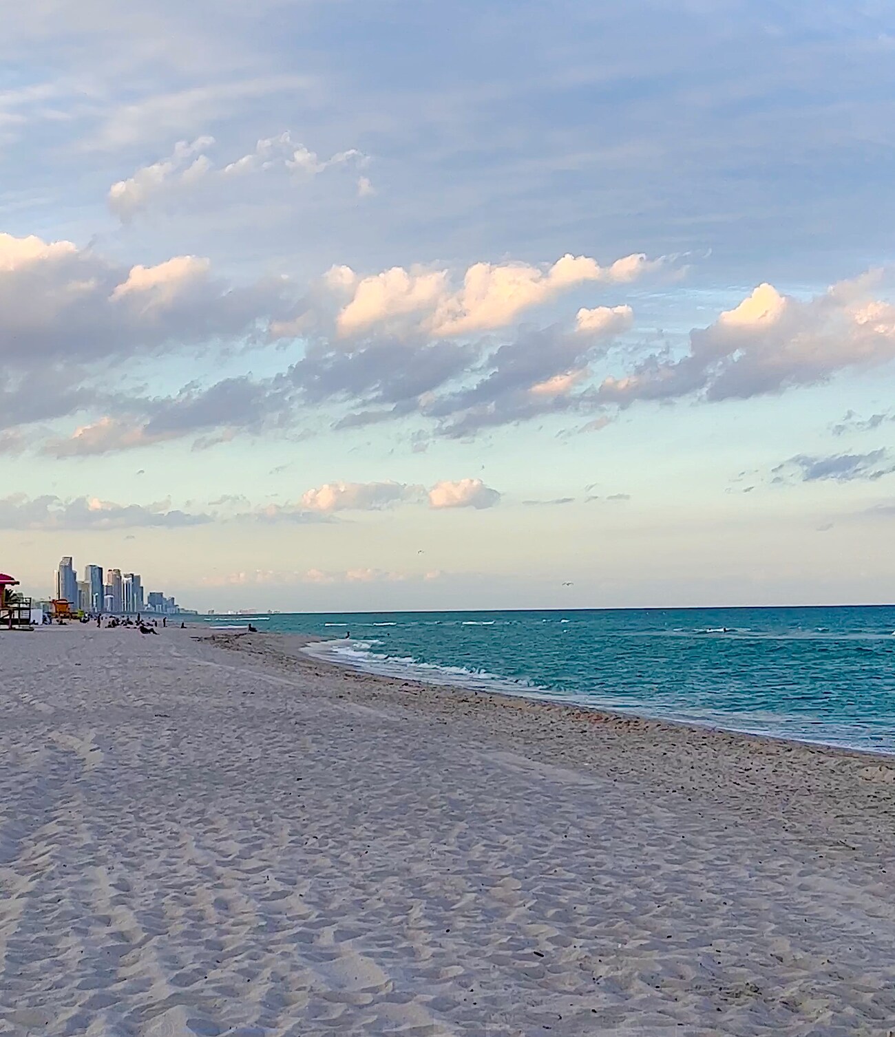 Building Photo - 7207 Bay Dr