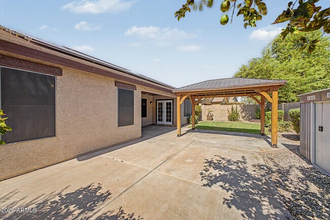 Building Photo - 25537 W Forest Grove Ave