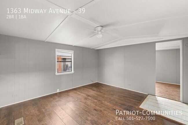 Building Photo - 1363 Midway Ave