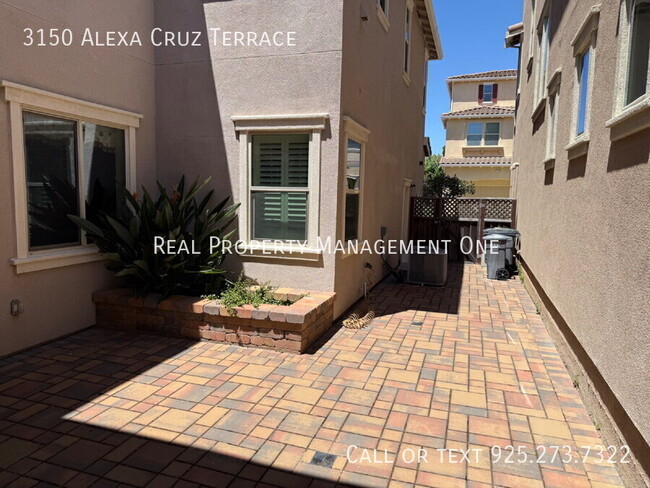 Building Photo - 3150 Alexa Cruz Terrace