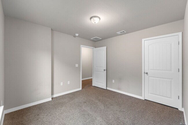Building Photo - 3210 Electra Dr