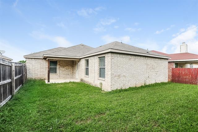 Building Photo - 3413 Heatherbend St