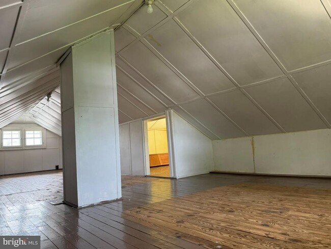 Building Photo - 132 Homecrest Ave