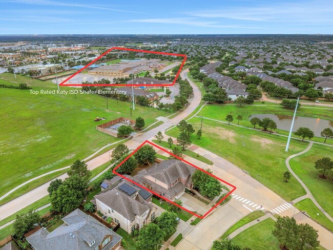 Building Photo - 10423 Hatcher Dr