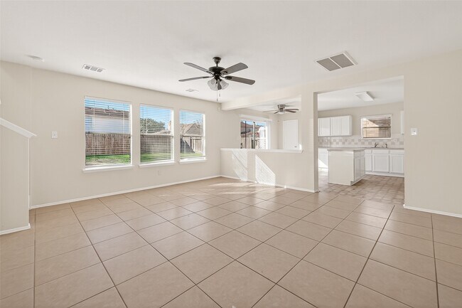 Building Photo - 5719 Clerkenwell Dr