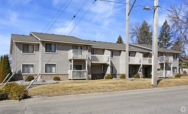 Primary Photo - Meadowbrook Apartments