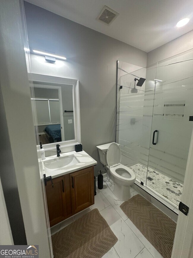 Building Photo - 2011 Appaloosa Mill Cir NE