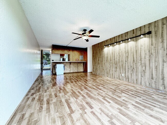 Building Photo - Pet-Friendly Mililani Condo with 2 Parking