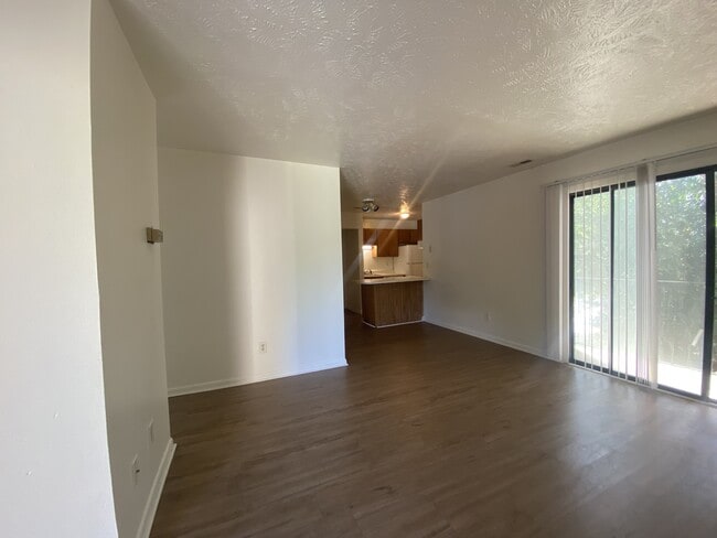Building Photo - 6408 Starbrook Dr