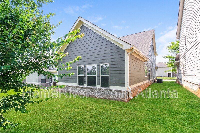 Building Photo - 192 Daisy Cir