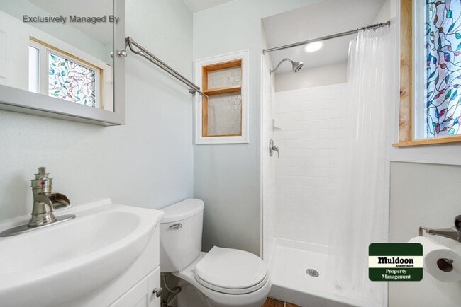 Building Photo - Spectacular Remodel on the Westside of Colorado Springs!! Dog Friendly!!