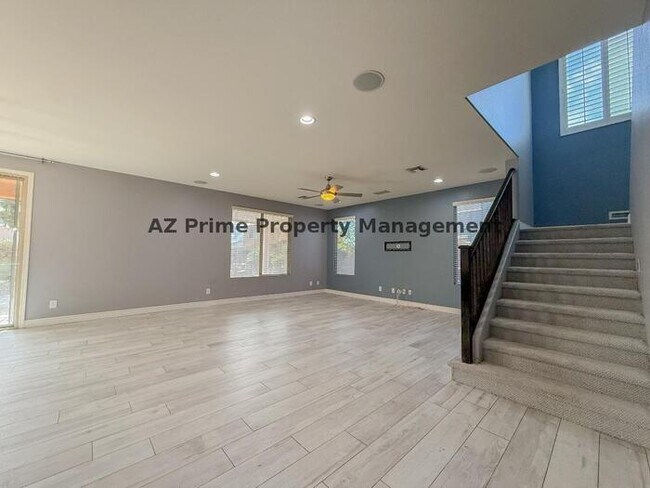 Building Photo - 18649 W Williams St