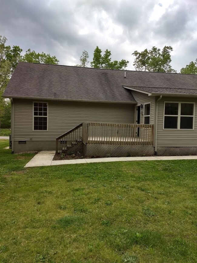 Building Photo - 6345 Osage Rd