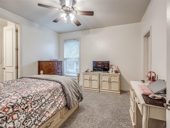 Building Photo - 3309 Shadow Valley Dr