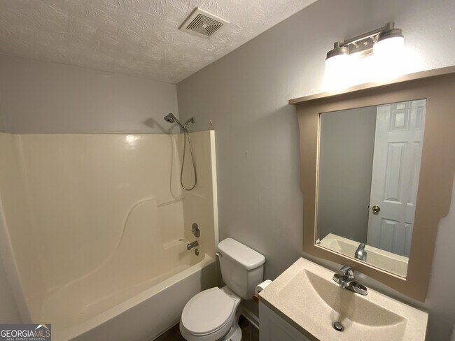 Building Photo - 5600 Sugar Crossing Dr