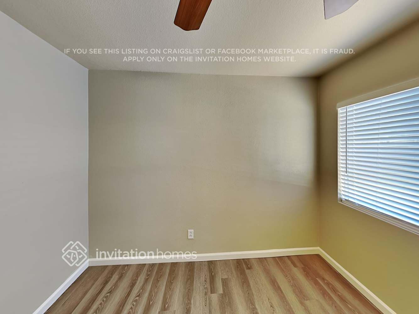 Building Photo - 519 N Adelle