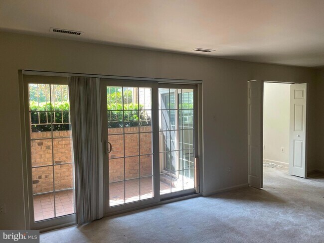 Building Photo - 12 Rain Flower Path