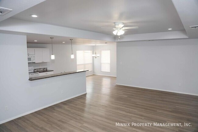 Building Photo - 1649 Wrigley Dr