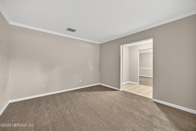 Building Photo - 6819 Mc Mullin St