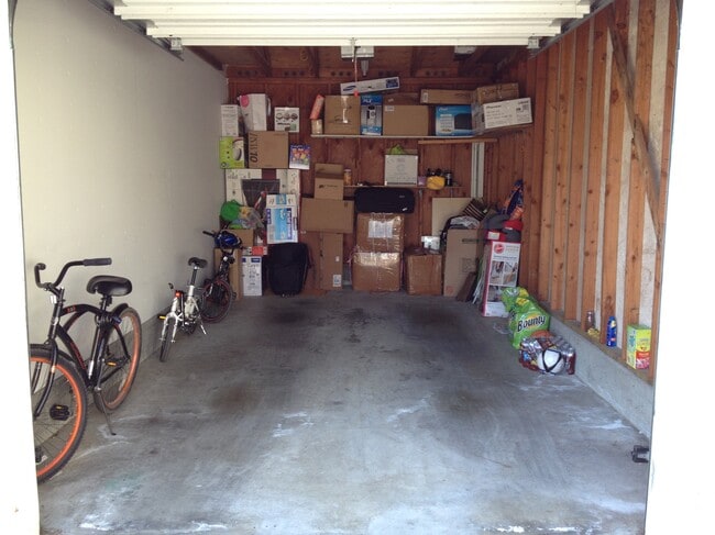 Garage - 785 Portwalk Plz