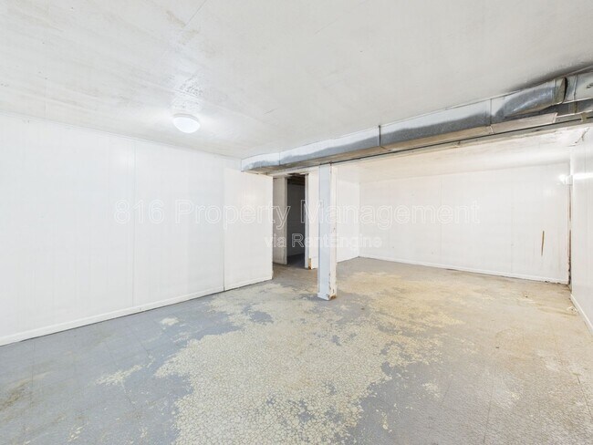 Building Photo - 4206 Vineyard Rd