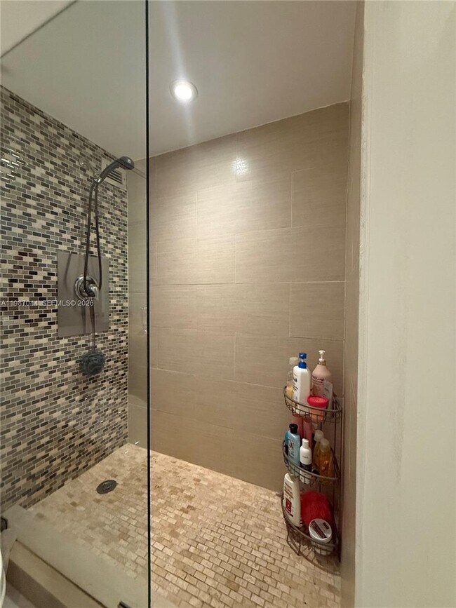 Building Photo - 5555 Collins Ave