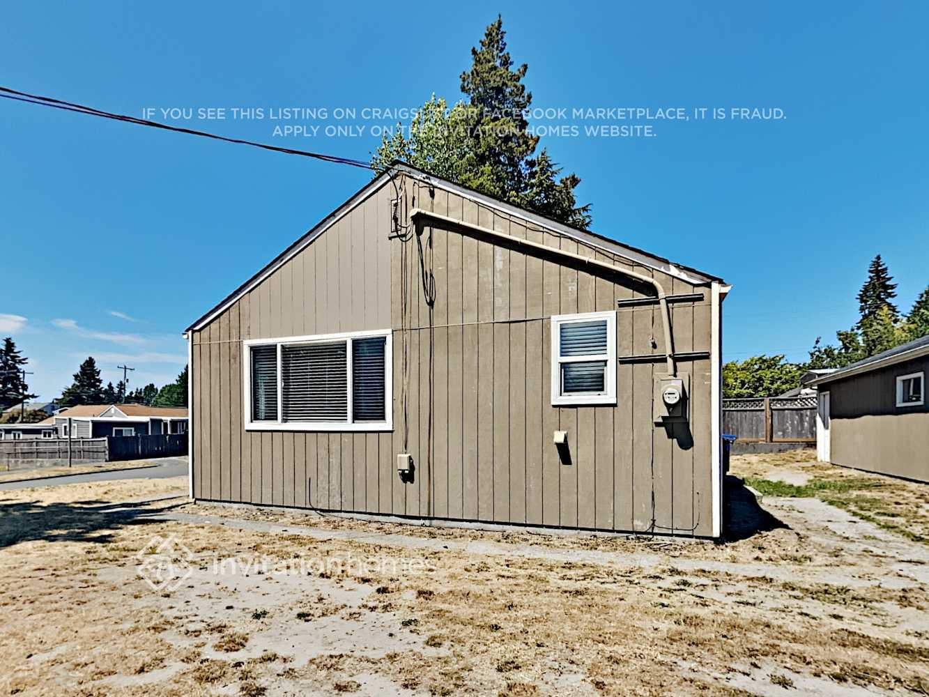 Building Photo - 13610 8th Ave SW