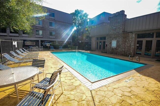 Pool - 2209 S Braeswood Blvd
