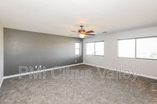 Building Photo - 28560 Sunridge Ct