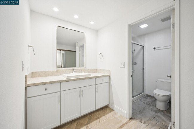 Building Photo - 2137 Presidio Ct