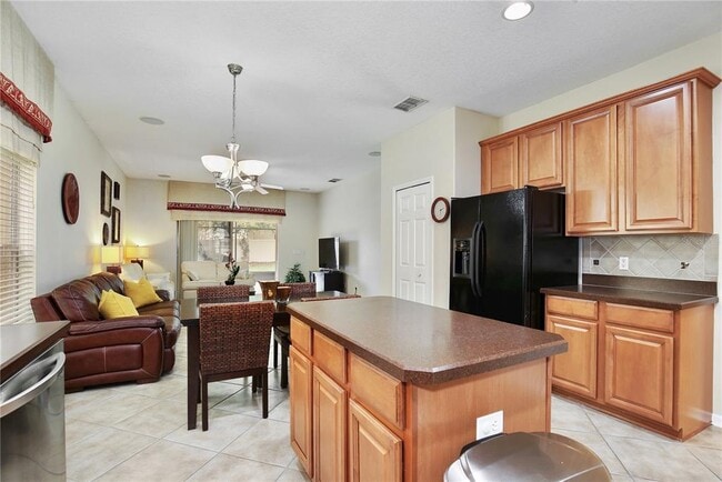 Building Photo - 8869 Atwater Loop