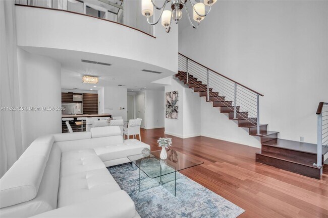 Building Photo - 200 Biscayne Blvd Way