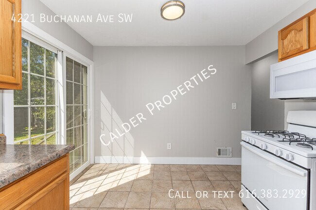 Building Photo - 4221 Buchanan Ave SW