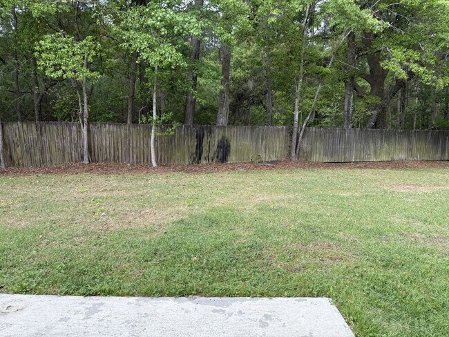 Building Photo - 146 Aquinnah Dr