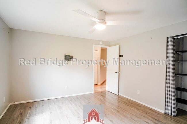 Building Photo - 5062 SW Freeman Ct