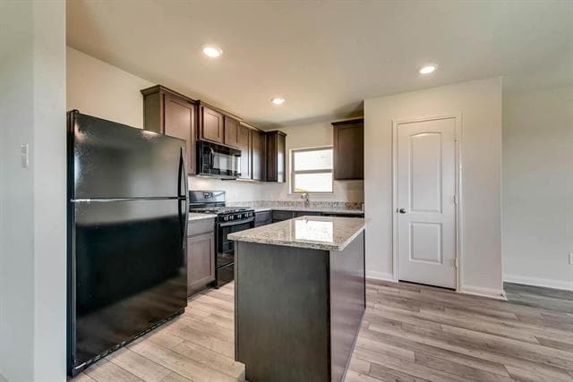 Building Photo - 3082 Chillingham Dr