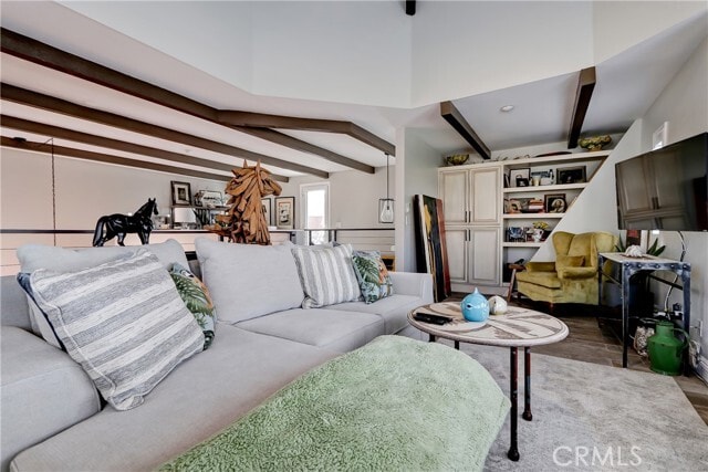 Building Photo - 425 S Catalina Ave