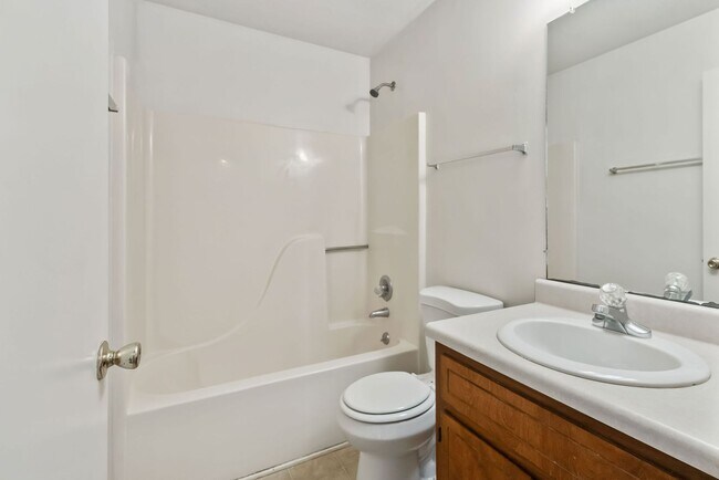 Building Photo - Northridge Drive-276