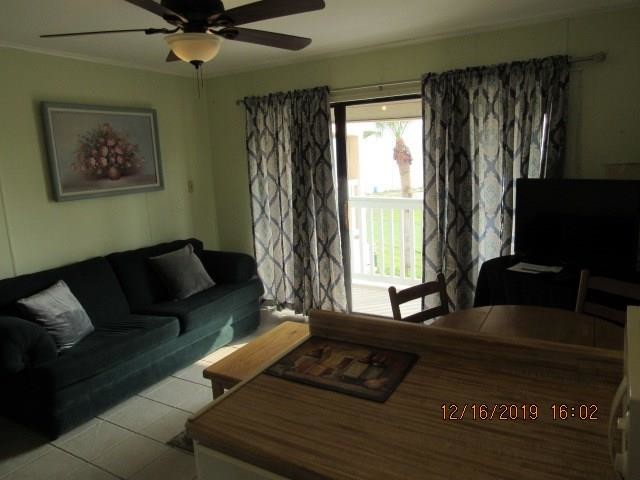 Building Photo - 3938 Surfside Blvd