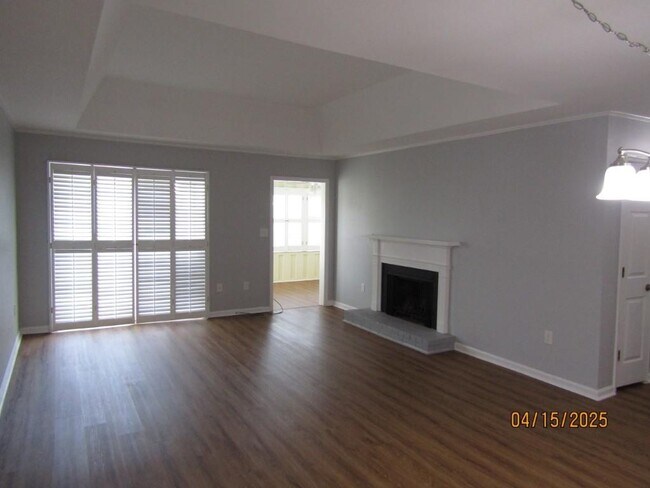 Building Photo - 603 Colony Dr
