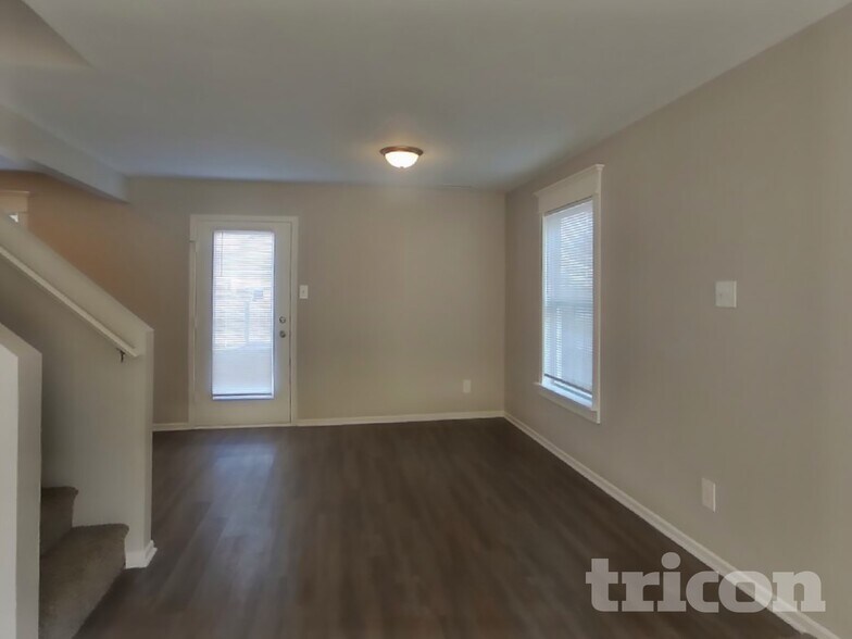 Building Photo - 10864 Grace Dr