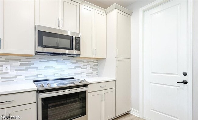 Building Photo - 7320 Rockefeller Dr